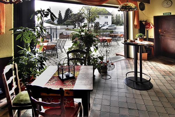Hotel Am Markt Kleinblittersdorf Exterior photo